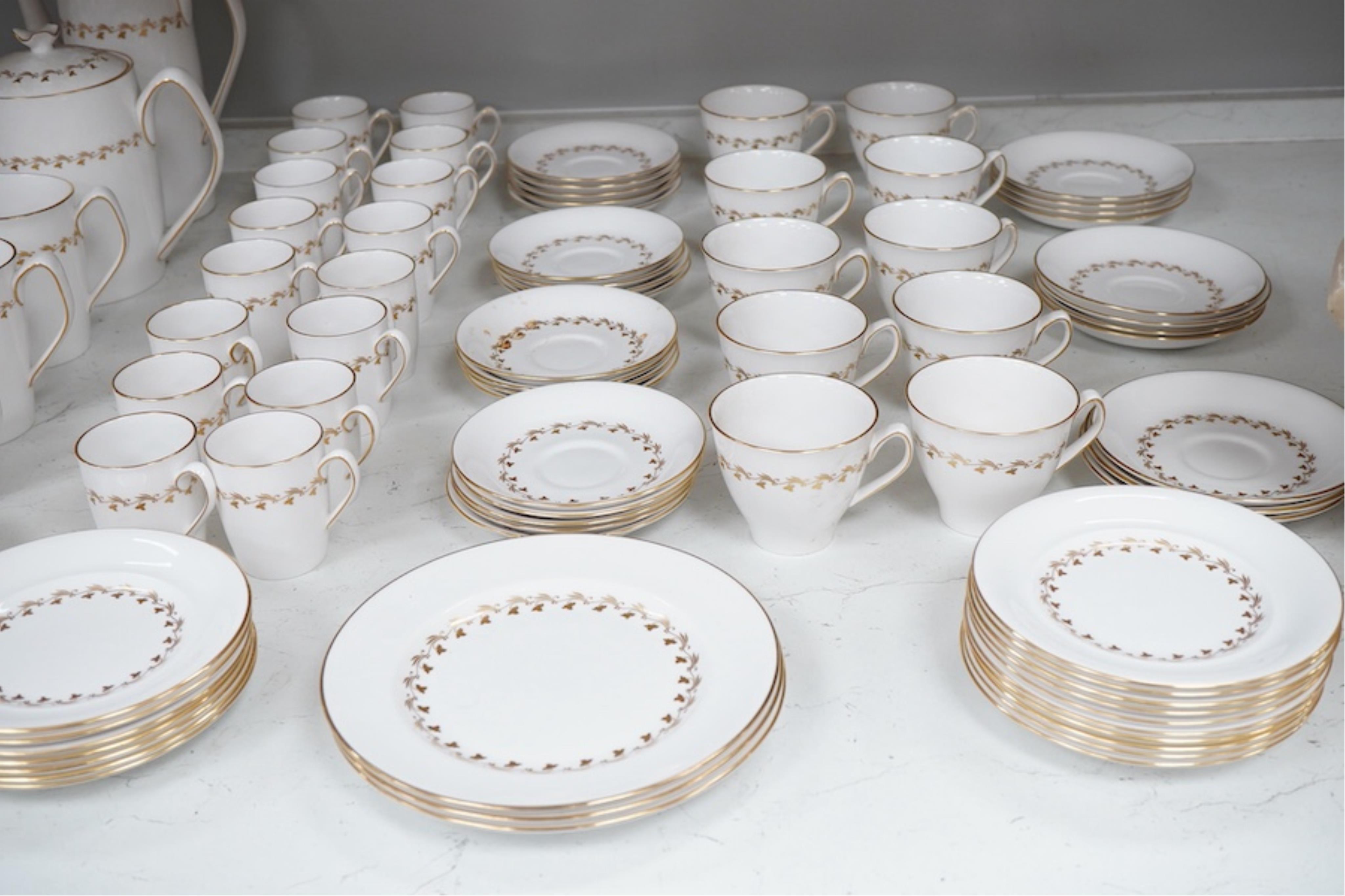 An extensive Spode Delphi dinner, tea and coffee service